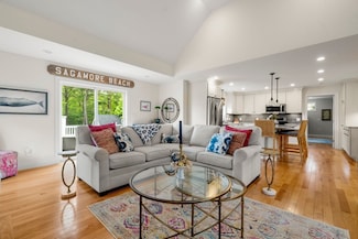 23 Ridgehill Ln, Sagamore Beach, MA 02562