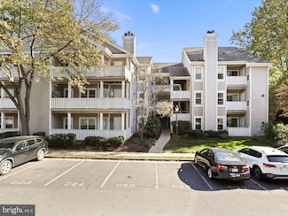 14317 Climbing Rose Way Unit 202, Centreville, VA 20121