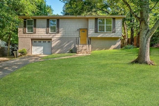 2760 Raintree Cir, Tallahassee, FL 32308