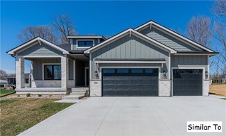 2716 NW Greenwood St, Ankeny, IA 50023