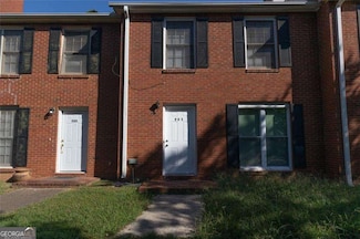 721 Redland Dr, Jonesboro, GA 30238