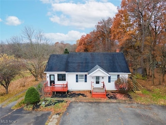 955 W Main St, Washingtonville, OH 44490