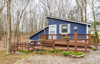 121 Sandgully Rd, South Deerfield, MA 01373