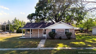 577 Mulberry Ln, Camdenton, MO 65020
