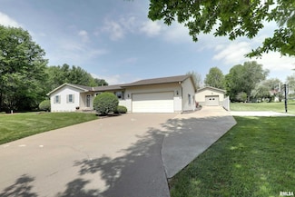 1447 Gilmoor Dr, Fowler, IL 62338