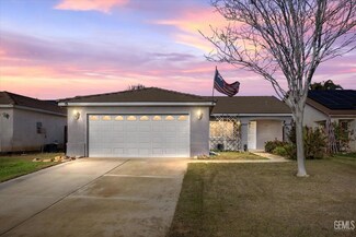 306 Fern Meadow Dr, Bakersfield, CA 93308
