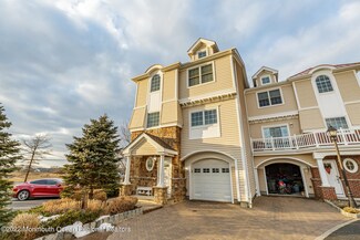 201 Gateway Ct Unit 1, Union Beach, NJ 07735