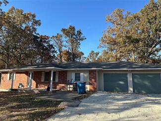 22981 Greystone Ln, Lebanon, MO 65536