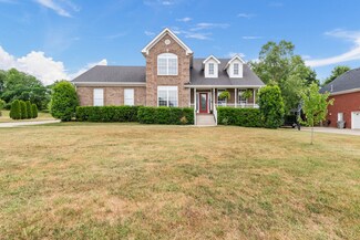 1075 Kacie Dr, Pleasant View, TN 37146