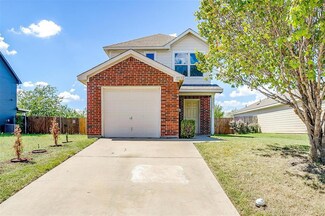 10532 Many Oaks Dr, Fort Worth, TX 76140