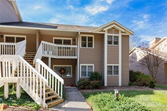 9 Timberlake Dr, Asheville, NC 28803