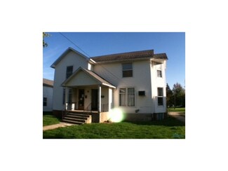 206 Birch St, Wauseon, OH 43567