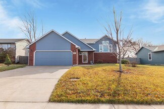 1677 N Prairie Run Cir, Mulvane, KS 67110