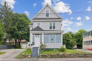 71 Warren Ave, Lewiston, ME 04240