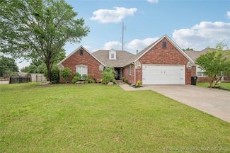 1701 W Durham St, Broken Arrow, OK 74011