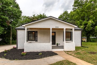 1203 W Morris St, Sweetwater, TN 37874