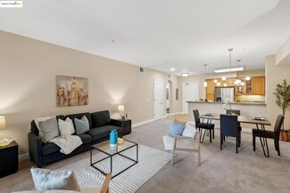 1310 Creekside Dr Unit 103, Walnut Creek, CA 94596