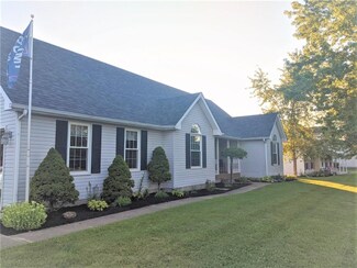 1207 Diana Ct, Rushville, IN 46173