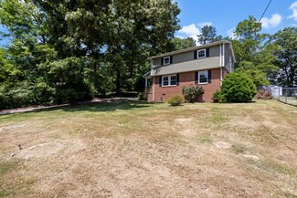 8228 Middle Valley Rd, Hixson, TN 37343