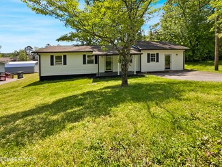3427 Mcpherson St, Knoxville, TN 37921