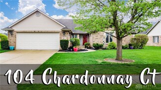 104 Chardonnay Ct, Englewood, OH 45322