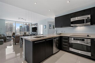 90 SW 3rd St Unit 3401, Miami, FL 33130
