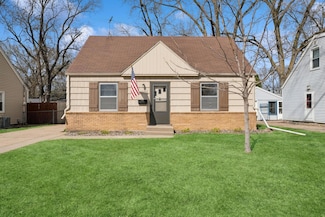 3364 Rhode Island Ave S, Saint Louis Park, MN 55426