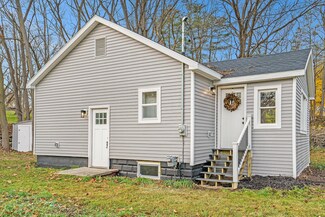 3103 Parkview Ave, Kalamazoo, MI 49008
