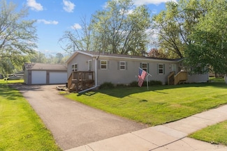 227 Cedar St, Ripon, WI 54971