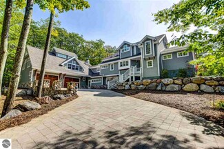 12 Loggers Run, Glen Arbor, MI 49636