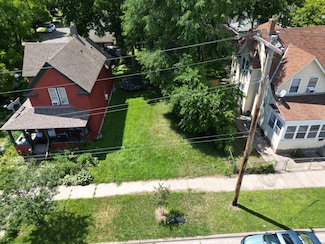 697 Virginia St, Saint Paul, MN 55103