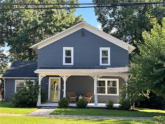 145 W Vine St, New Wilmington, PA 16142