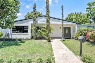 1693 NE 171st St, North Miami Beach, FL 33162