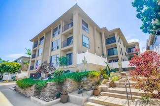 370 Rosecrans St Unit 305, San Diego, CA 92106