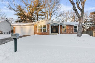 1414 Annilo Dr, Florissant, MO 63031