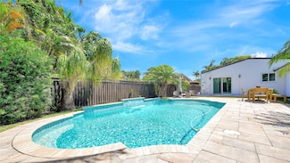 744 NE 19th Ave, Fort Lauderdale, FL 33304