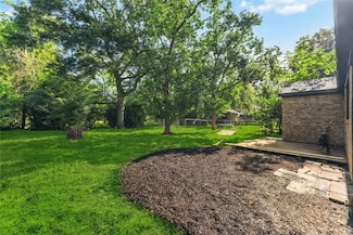 209 E Foley St, Alvin, TX 77511