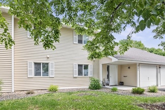 6242 Magda Dr Unit B, Maple Grove, MN 55369