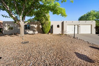 816 Oreja de Oro Dr SE, Rio Rancho, NM 87124