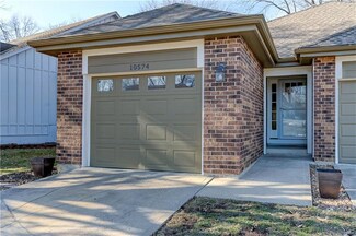 10574 Long St, Lenexa, KS 66215