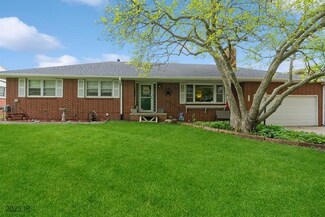 412 W Lincoln Ave, Indianola, IA 50125