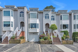 2-40 Oak Park Dr, Douglaston, NY 11362