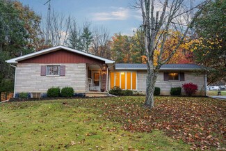 1617 Vinegar Hill Rd, Bedford, IN 47421