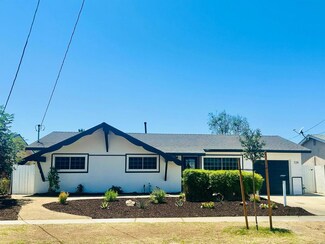 729 Camellia St, Escondido, CA 92027