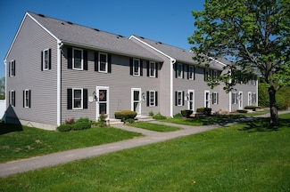 112 Olde Colonial Dr Unit 3, Gardner, MA 01440