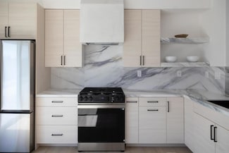 183 Plumosa St, Oceanside, CA 92058
