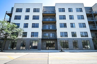 2127 W Madison St Unit 404, Chicago, IL 60612