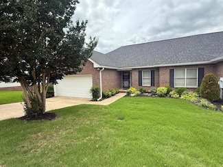 308 B Paris Harbor Dr, Paris, TN 38242