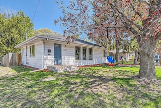 5428 44th Ave N, Robbinsdale, MN 55422