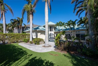 31 Sunset Bay Dr, Belleair, FL 33756